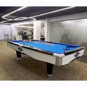 Refurbished Brunswick Metro Pool Table – Pro-Level Play